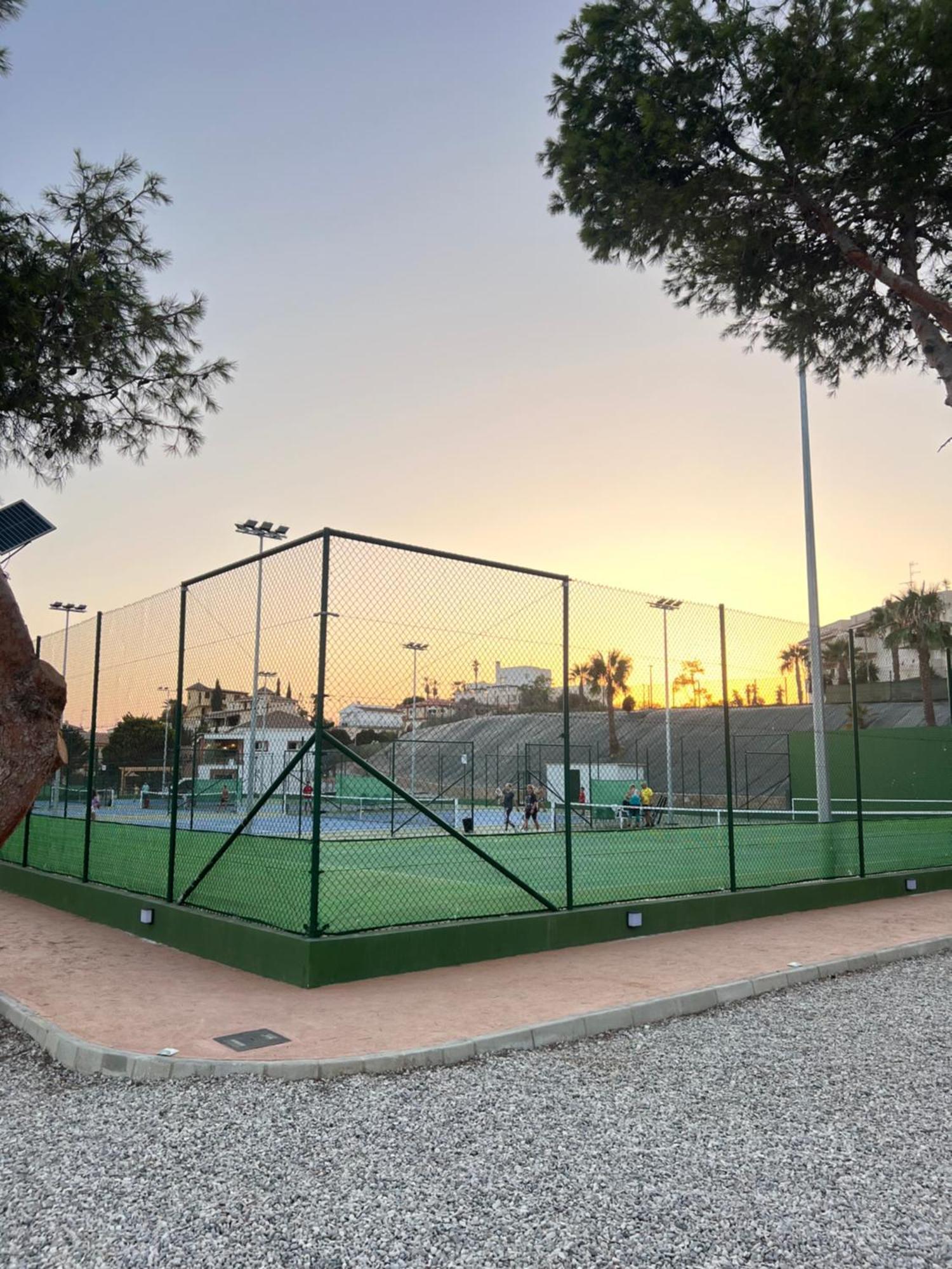 Piso Con Ac, Piscina Y Pista De Padel Y Tenis En Águilas Eksteriør bilde